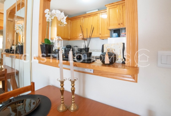 Resale - Apartment / flat - Torrevieja - Centro