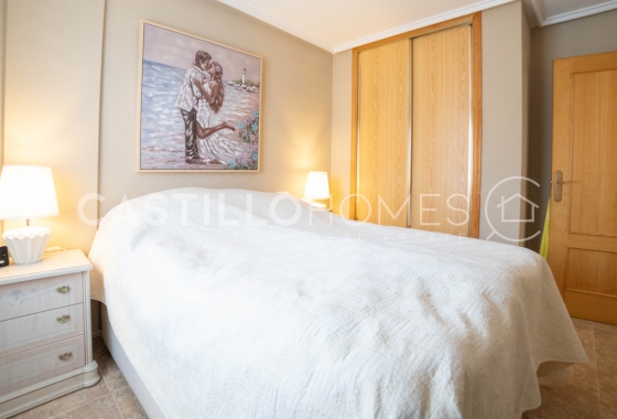 Resale - Apartment / flat - Torrevieja - Centro