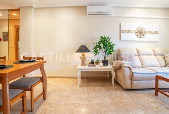 Resale - Apartment / flat - Torrevieja - Centro