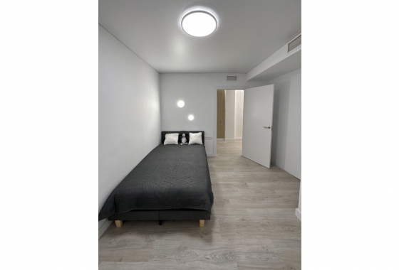 Resale - Apartment / flat - Torrevieja - Costa Blanca