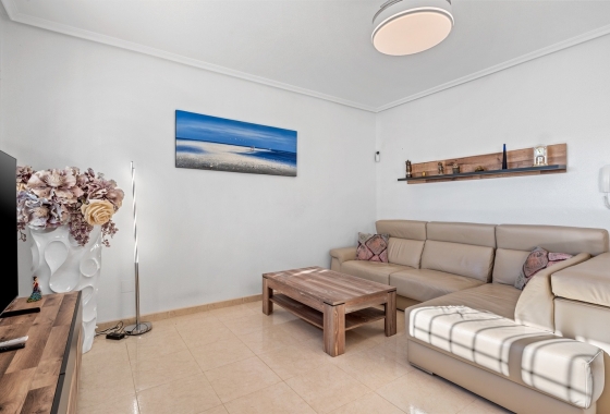 Resale - Townhouse - San Miguel de Salinas - Inland