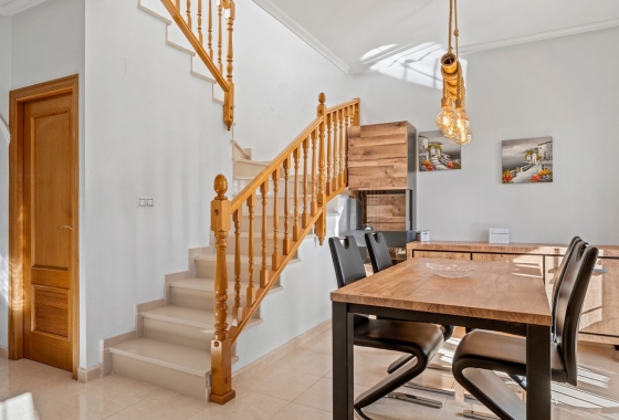 Resale - Townhouse - San Miguel de Salinas - Inland