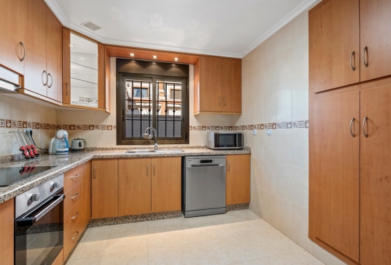 Resale - Townhouse - San Miguel de Salinas - Inland