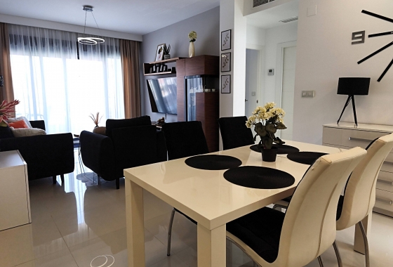 Resale - Apartment / flat - Pilar de la Horadada - La Torre De La Horadada
