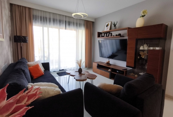 Resale - Apartment / flat - Pilar de la Horadada - La Torre De La Horadada