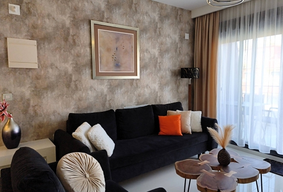 Resale - Apartment / flat - Pilar de la Horadada - La Torre De La Horadada