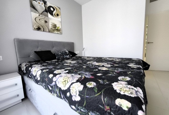 Resale - Apartment / flat - Pilar de la Horadada - La Torre De La Horadada