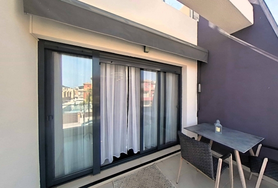 Resale - Apartment / flat - Pilar de la Horadada - La Torre De La Horadada