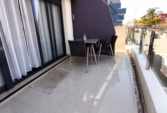 Resale - Apartment / flat - Pilar de la Horadada - La Torre De La Horadada
