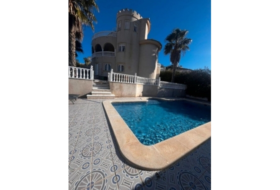 Resale - Villa - Rojales - La Marquesa