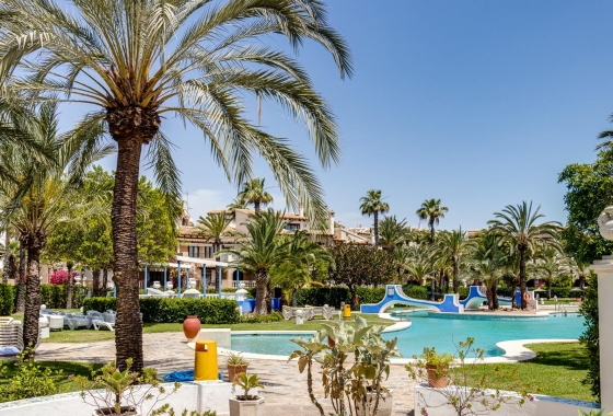 Resale - Apartment / flat - Torrevieja - Playa de los Locos