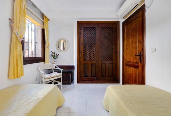 Resale - Apartment / flat - Torrevieja - Playa de los Locos