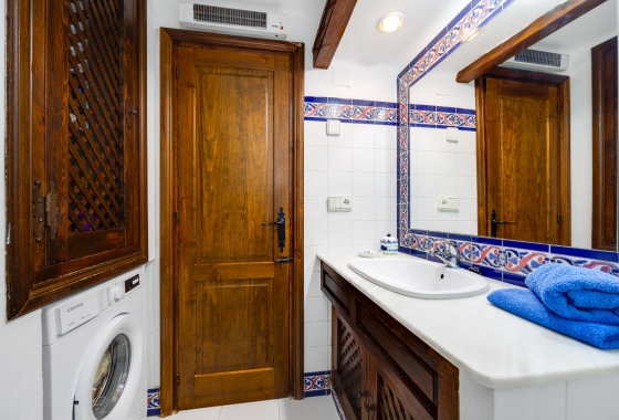 Resale - Apartment / flat - Torrevieja - Playa de los Locos