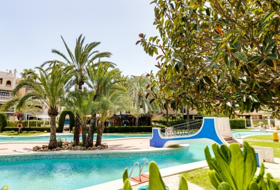 Resale - Apartment / flat - Torrevieja - Playa de los Locos