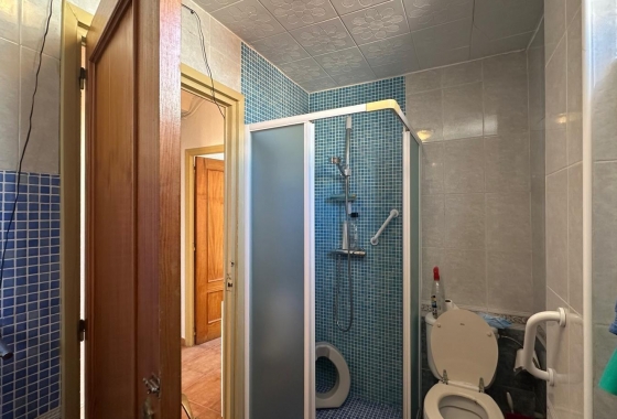 Resale - Apartment / flat - Torrevieja - Estacion De Autobuses