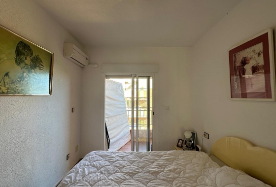 Resale - Apartment / flat - Torrevieja - Estacion De Autobuses