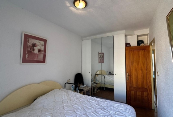 Resale - Apartment / flat - Torrevieja - Estacion De Autobuses