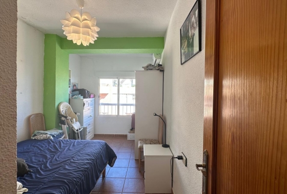 Resale - Apartment / flat - Torrevieja - Estacion De Autobuses