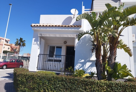 Resale - Bungalow - Torrevieja - Costa Blanca