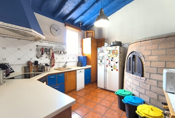 Resale - Finca - Villena - Inland