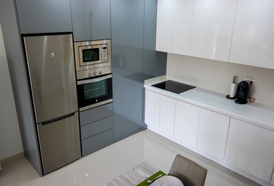 Resale - Apartment / flat - Pilar de la Horadada - Costa Blanca