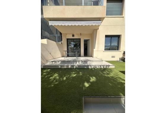 Resale - Apartment / flat - Pilar de la Horadada - Costa Blanca