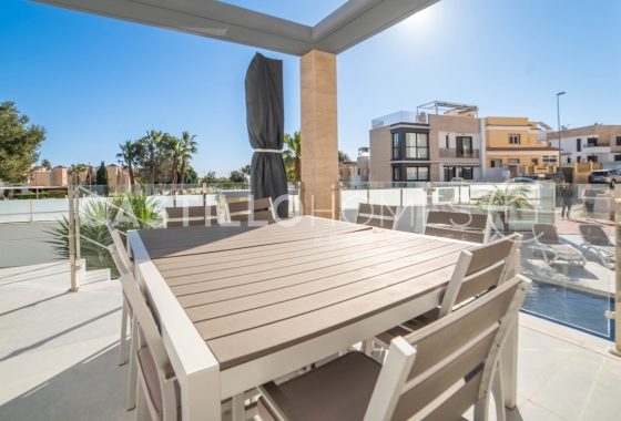 Reventa - Villa - Orihuela Costa - Las Filipinas