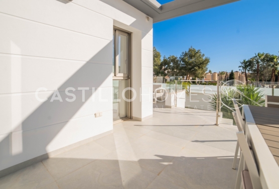 Reventa - Villa - Orihuela Costa - Las Filipinas