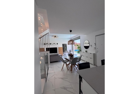 Herverkoop - Villa - Orihuela Costa - Costa Blanca