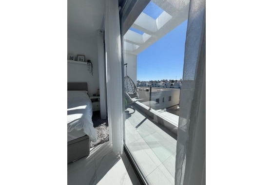 Herverkoop - Villa - Orihuela Costa - Costa Blanca