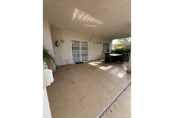 Wiederverkauf - Villa - Orihuela Costa - Playa Flamenca