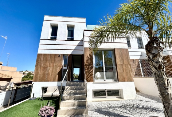 Återförsäljning - Villa - Orihuela Costa - Costa Blanca