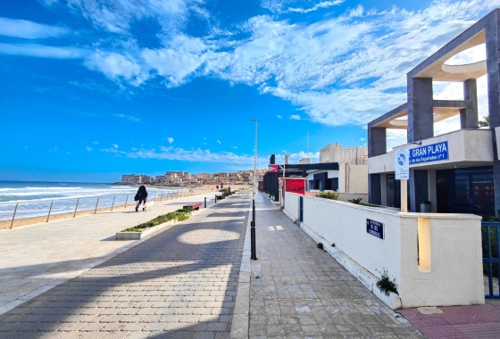 Återförsäljning - Lägenhet / lägenhet - Torrevieja - Costa Blanca