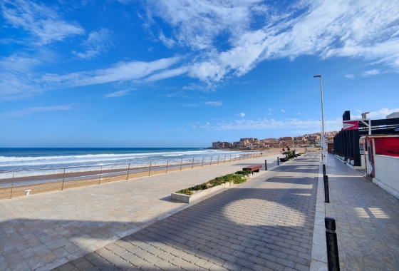 Återförsäljning - Lägenhet / lägenhet - Torrevieja - Costa Blanca