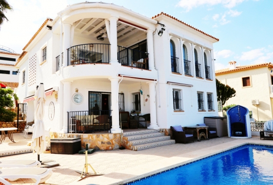 Återförsäljning - Villa - La Nucía - Costa Blanca