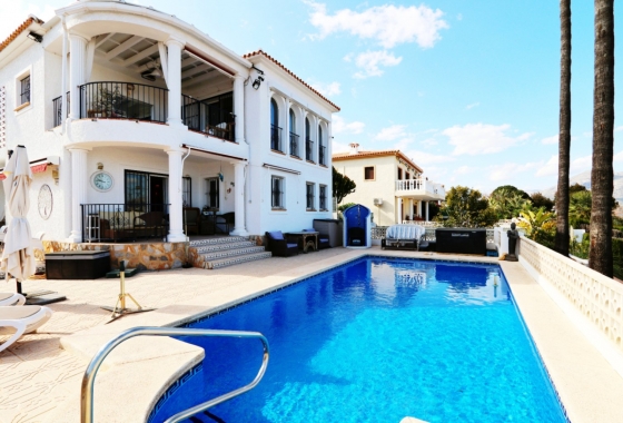 Återförsäljning - Villa - La Nucía - Costa Blanca