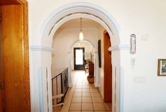 Återförsäljning - Villa - La Nucía - Costa Blanca