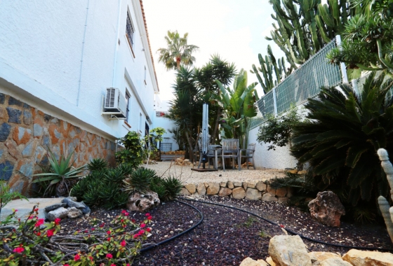 Återförsäljning - Villa - La Nucía - Costa Blanca