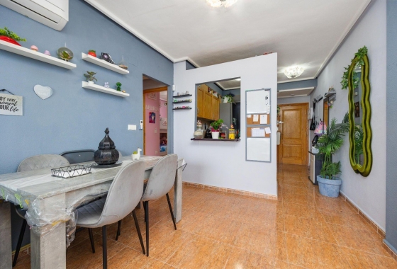 Återförsäljning - Lägenhet / lägenhet - Torrevieja - Centro