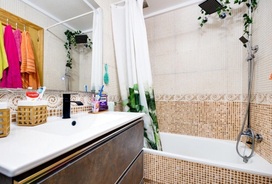 Återförsäljning - Lägenhet / lägenhet - Torrevieja - Centro