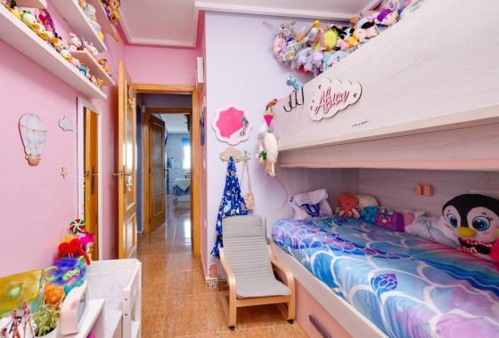 Återförsäljning - Lägenhet / lägenhet - Torrevieja - Centro