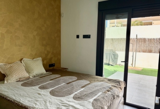 Återförsäljning - Villa - Orihuela Costa - Costa Blanca