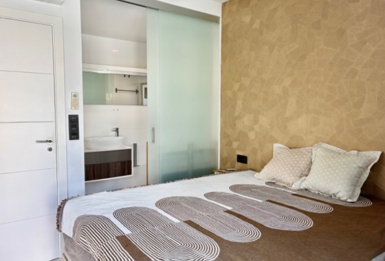 Återförsäljning - Villa - Orihuela Costa - Costa Blanca