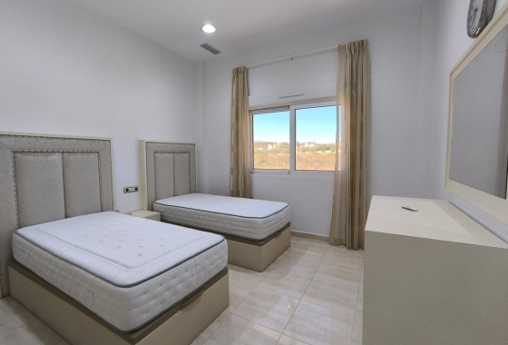 Wiederverkauf - Villa - Pinoso - Inland