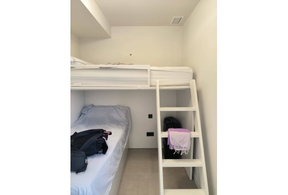 Resale - Bungalow - Pilar de la Horadada - El Mojón