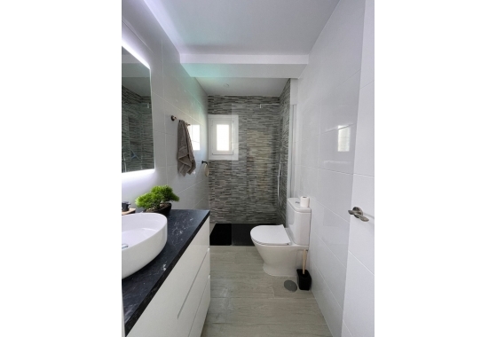 Resale - Apartment / flat - Orihuela Costa - Costa Blanca