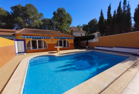 Wiederverkauf - Villa - Torrevieja - Los Balcones
