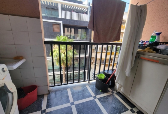 Reventa - Apartamento / piso - Torrevieja - Centro