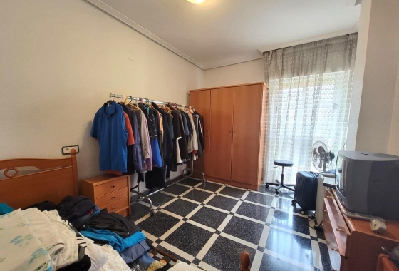 Reventa - Apartamento / piso - Torrevieja - Centro