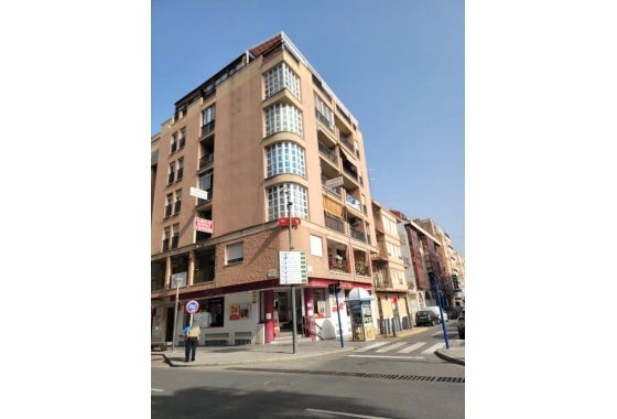 Reventa - Apartamento / piso - Torrevieja - Centro